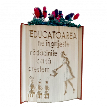 Cadou Profesori - Educatoarea ne uda radacinile ca sa crestem