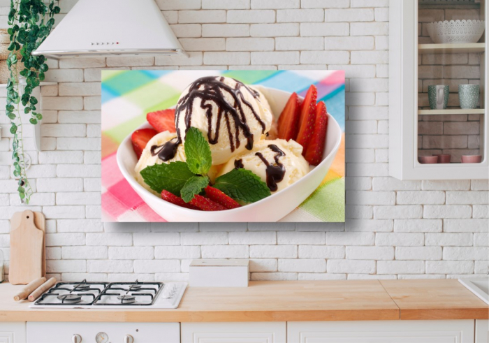 Tablou Canvas Food - Inghetata si capsuni [2]