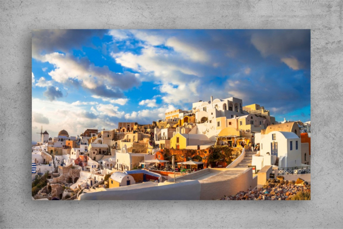 Tablou Canvas - Nori deasupra orasului Santorini [2]