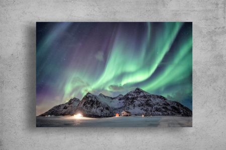 Tablou Canvas - Aurora boreala deasupra muntilor inzapeziti [1]