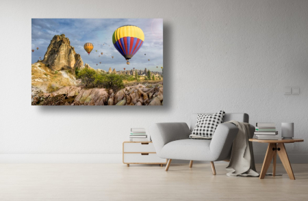 Tablouri Canvas cu peisaje - Tablou Canvas - Baloane colorate deasupra muntilor