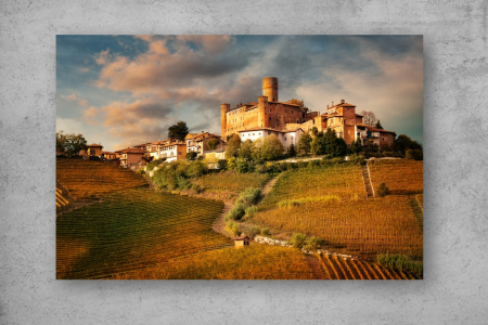 Tablou Canvas - Castelul Falleto Italia [1]