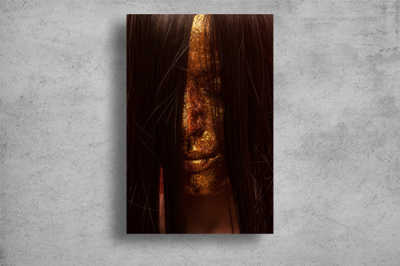 Tablou Canvas - Femeie cu machiaj auriu [1]