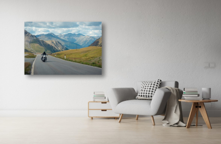 Tablouri Canvas cu peisaje - Tablou Canvas - Motociclistul singuratic
