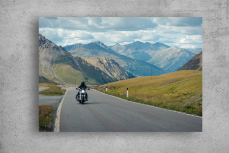 Tablou Canvas - Motociclistul singuratic [1]
