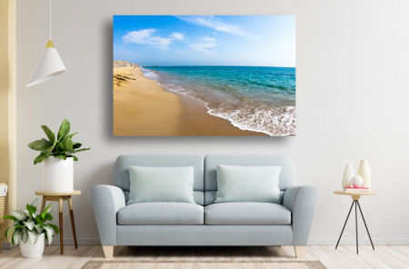 Tablouri Canvas cu peisaje - Tablou Canvas - Plaja si marea sub cerul albastru