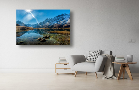 Tablouri Canvas cu peisaje - Tablou Canvas - Reflexia muntilor inzapeziti intr-o zi insorita
