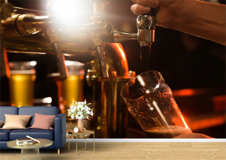 Food&drinks - Tapet Premium Canvas - Barman punand bere in pahar