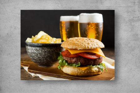 Tapet Premium Canvas - Burger cu cartofi chips si bere [1]