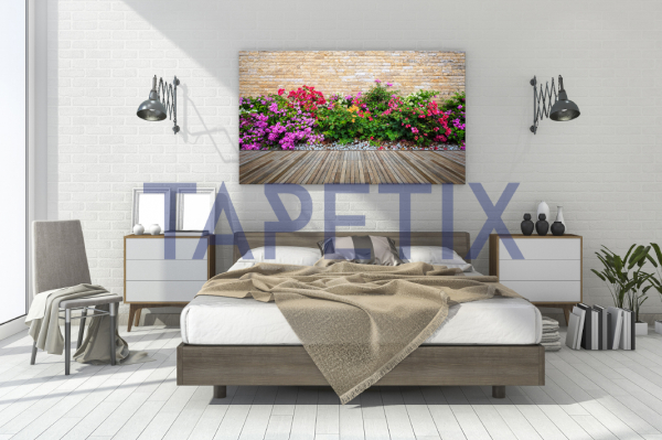 Tablou Flowers in Garden [3]