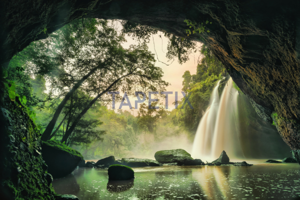Tablou Waterfall in Tropical Forest [4]