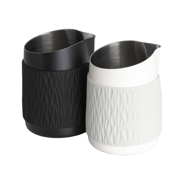 WPM Latiera profesionala cu gura de turnare rotunda fara maner 450ml - Alb Mat [4]