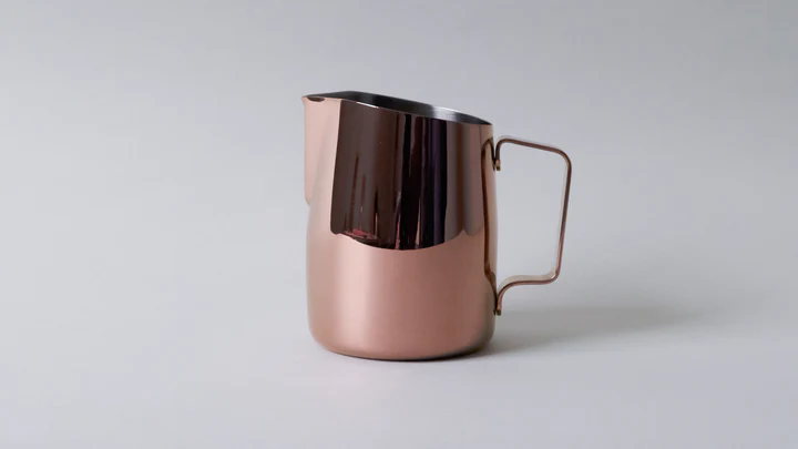 WPM Latiera profesionala cu gura ascutita 650ml - Rose Gold [2]