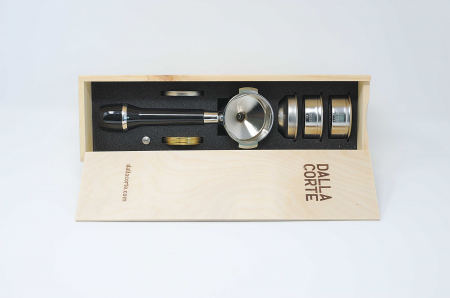 Dalla Corte - Dalla Corte Kit portafiltru 58 mm (include 1 portafiltru cu cioc dublu) - lemn stejar