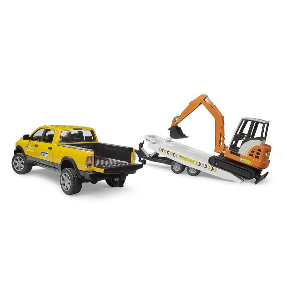 Jucarie - Masina de teren RAM Rental Service cu Remorca si Mini Excavator - Bruder 02546 4001702025465 [3]