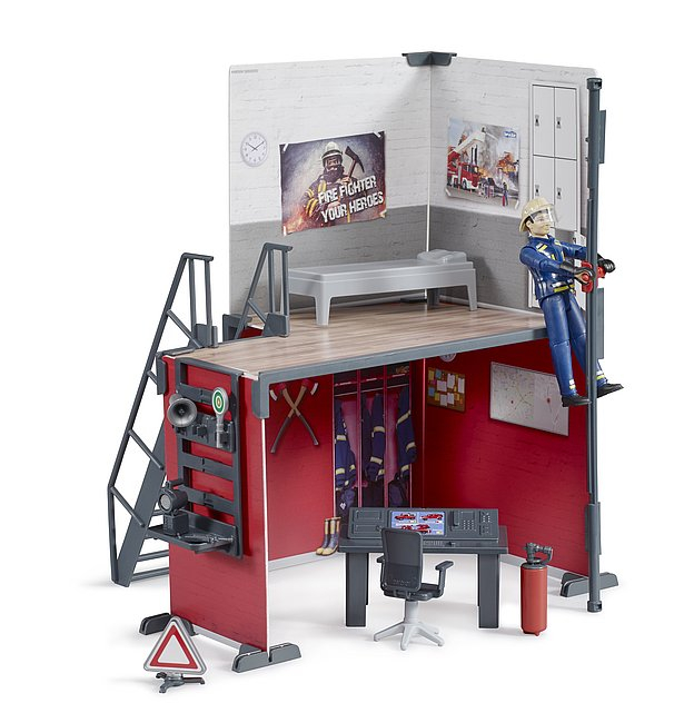 Jucarie - Sectie de pompieri cu figurina pompier  Bruder 62702 [3]