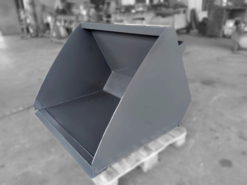 2.6.1. Echipamente atasabile - 261-500011 Cupa materiale usoare TP 800-1500 mm