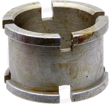 Tipuri de tractor: 840, 940, 1040, 1140, 1640, 2040, 2040S, 2140, 3040, 3140, 3640, 1350, 1550, 1750, 1850, 1950, 2250, 2450, 2650, 2850, 3050, 3350, 3650 - Distantier John Deere 72712241 L34206 72712241  