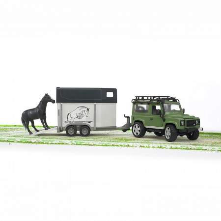 Mașină de teren Land Rover Defender cu remorcă transport cai si 1 cal [1]