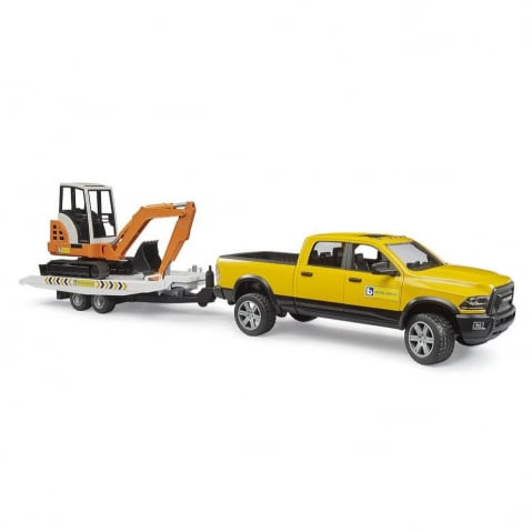 7.4. Mașini & Timp Liber - Jucarie - Masina de teren RAM Rental Service cu Remorca si Mini Excavator - Bruder 02546 4001702025465
