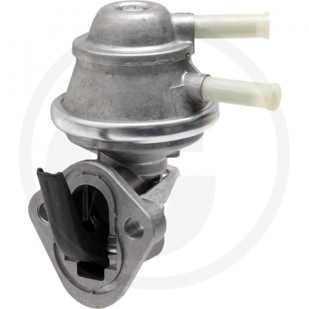 Tipuri de tractoare: 2250, 2450, 2650, 2850, 3050, 3150, 3350, 3650 Tipuri de motoare: 3179D, 3179T, 4239D, 4239T, 6359D, 6359T - Pompa alimentare John Deere 3802659 RE38009 VPD3047 ENT110269 7.02242.47.0  