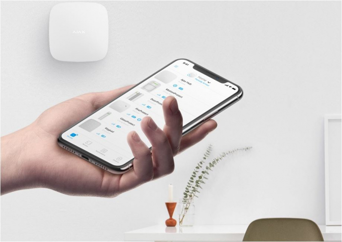 Unitatea centrala wireless Ajax Hub Plus [3]