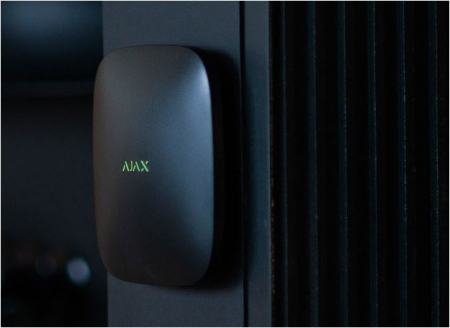 Unitatea centrala wireless Ajax Hub Plus [1]