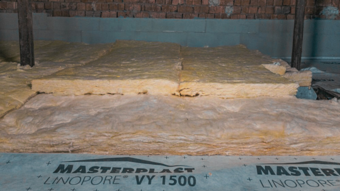 Pachet vata minerala de sticla si Folie bariera de vapori [2]