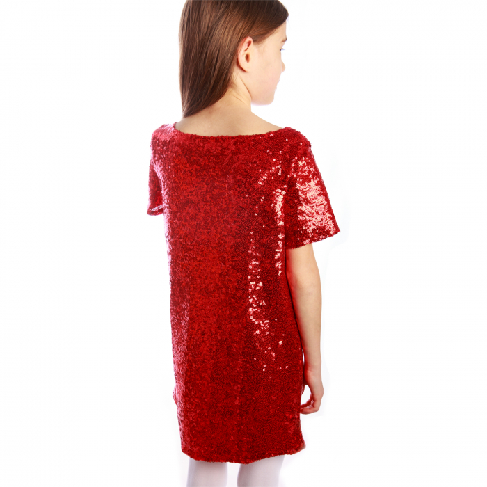 Rochiță elegantă creată dintr-un material elastic, ușor de purtat. Dublată cu o căptușeală elastică de bumbac (95%), aceasta poate fi purtată fără a afecta pielea copilului.  Porniți reflectoarele! Fetița dumneavoastră va străluci! [3]