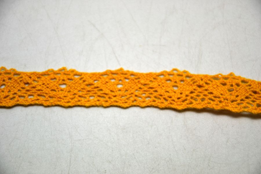 Dantela ocru din bumbac 2 cm latime [1]