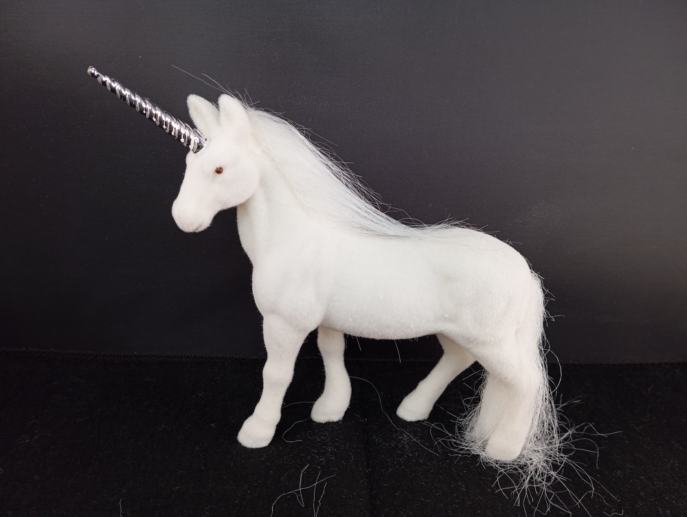 Unicorn plusat 19 cm [1]