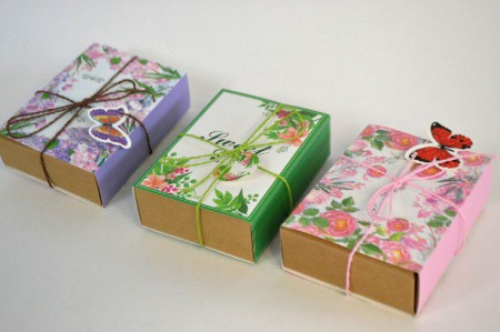Cutii - Cutie din carton cu accesorii- verde -13,5x10x4CM