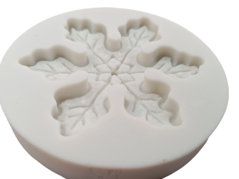 Craciun - Matrita modelaj din silicon- fulg de nea 6 cm