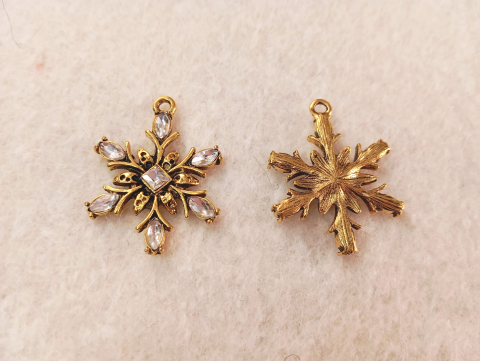 Accesorii - Pandantiv fulg de nea metalic 30 mm