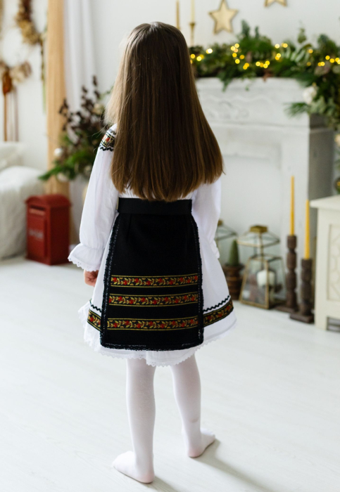 Costum negru  traditional pentru fetite TinTin Shop [2]