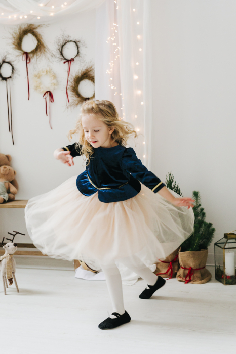Rochie din Catifea Bleumarin si Fusta de Tulle Crem [4]