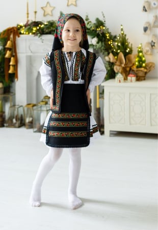 Costum negru  traditional pentru fetite TinTin Shop [2]