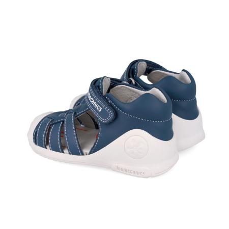 Sandale 262115-A556 din piele naturala, flexibile pentru baieti in culoarea crem [1]