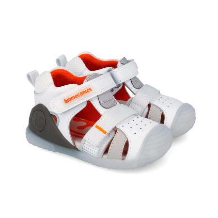 mid 20 - Sandale piele naturala pentru baieti in culoarea alb 262124-B050, inchise, dubla inchidere peste degete