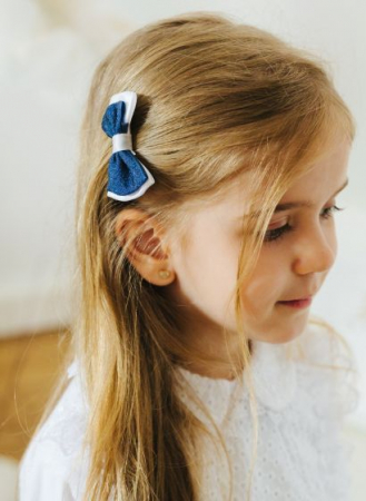 Imbracaminte de scoala - Set Doua Agrafe de Par cu Funda Bleumarin