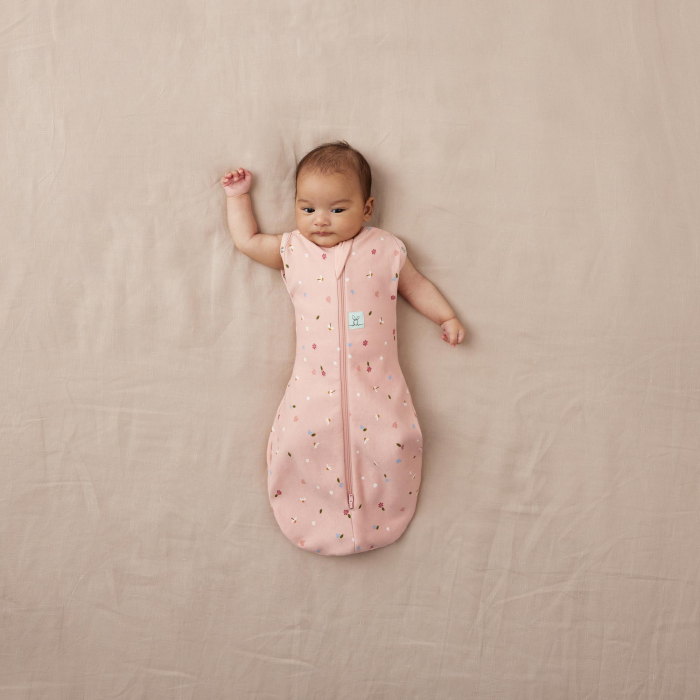 Sac de Dormit Swaddle  ErgoPouch  0.2 TOG 6-12 Luni Daisies [4]