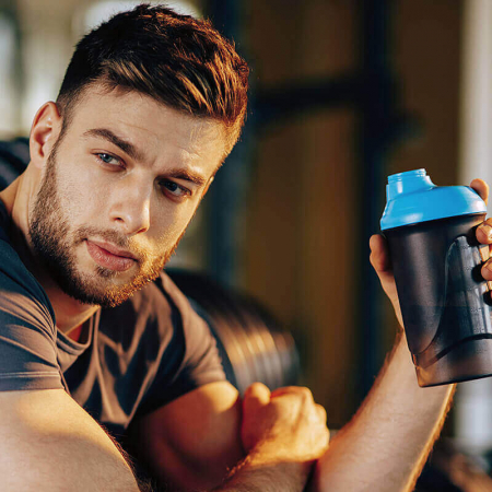 Shaker transparent Devil Nutrition 700ml. preparare băuturi și shake-uri, cu gradații și sită în interior [1]