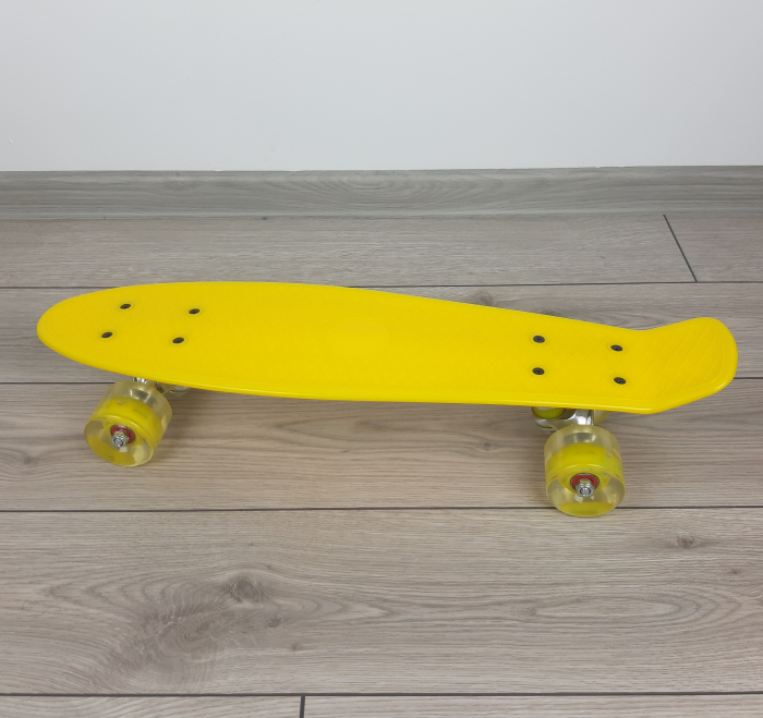 Penny Board cu roti luminoase LED, 55 cm, Galben, Toyska [3]