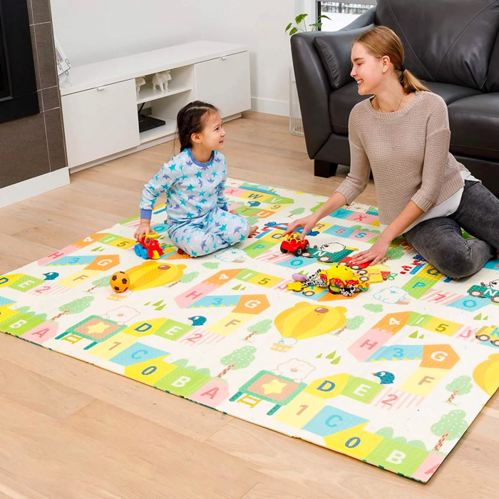 Covoras de joaca termic 180x200 cm pliabil cu doua fete Trenuletul cu Cifre si Litere [2]
