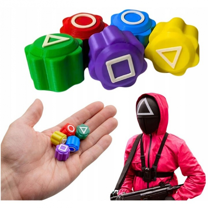 Gonggi Joc Traditional Coreean, Squid Game si Jocul Calamarului, Set 5 Piese Multicolore, Tabla Patrata Maro [4]
