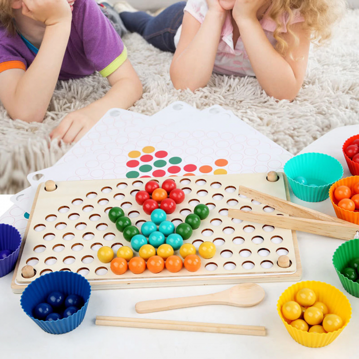 Joc Montessori de indemanare si asociere cu bile din lemn Curcubeu Rainbow Clip, multicolor [5]