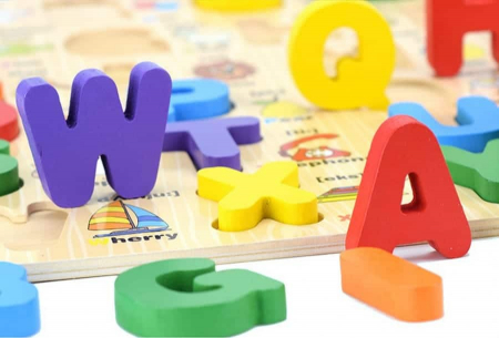 Puzzle lemn Alfabet 3D litere mari, Toyska [2]