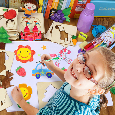 Set Montessori cu 56 sabloane din lemn cu accesorii pentru desenat, multicolor [1]