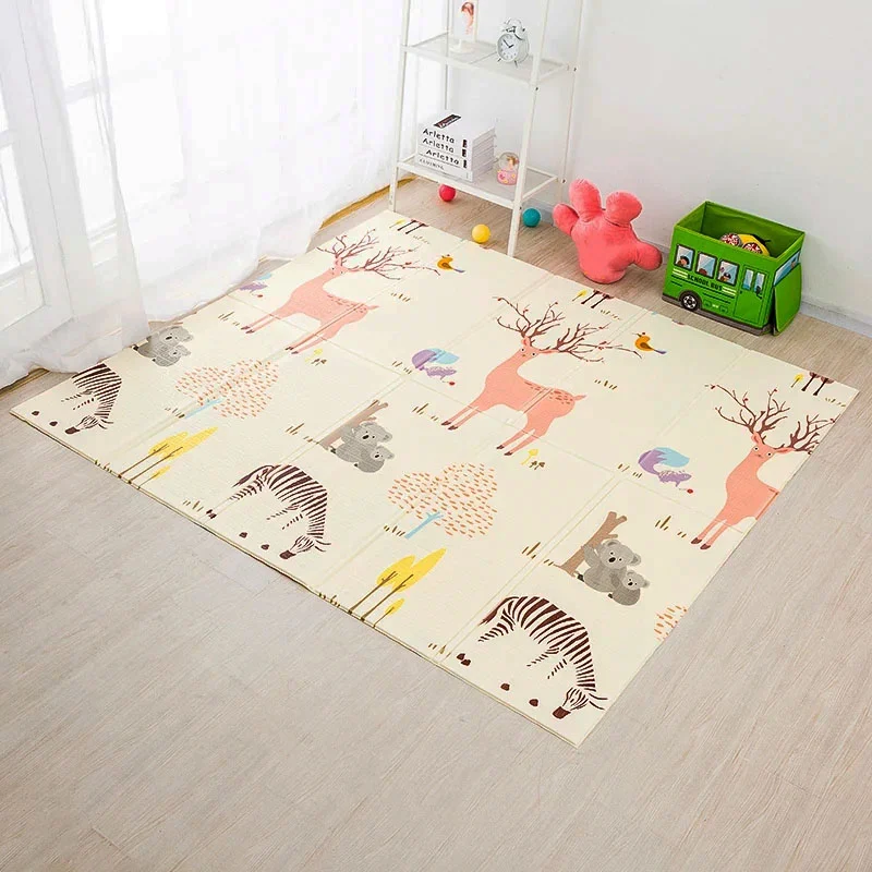 Covoras de joaca termic 180x200 cm pliabil cu doua fete Animale Salbatice [6]