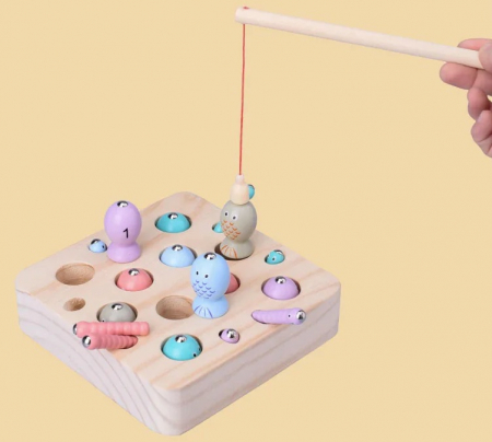 Jucarie de pescuit magnetic din lemn Catch Worms Fishing Game [4]
